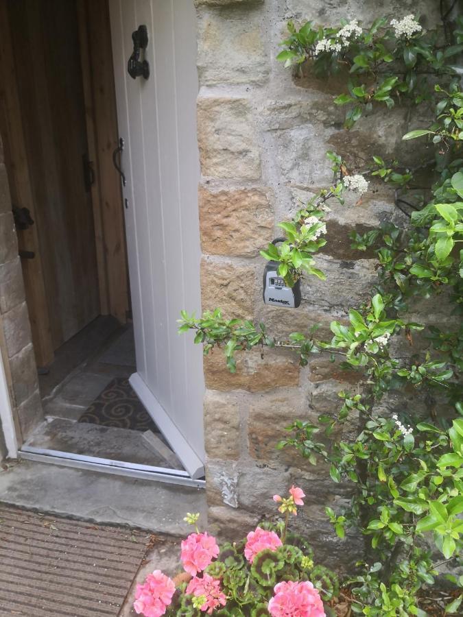 Shed End, In 18Th Century Lothersdale Mill Bd20 8En Екстериор снимка