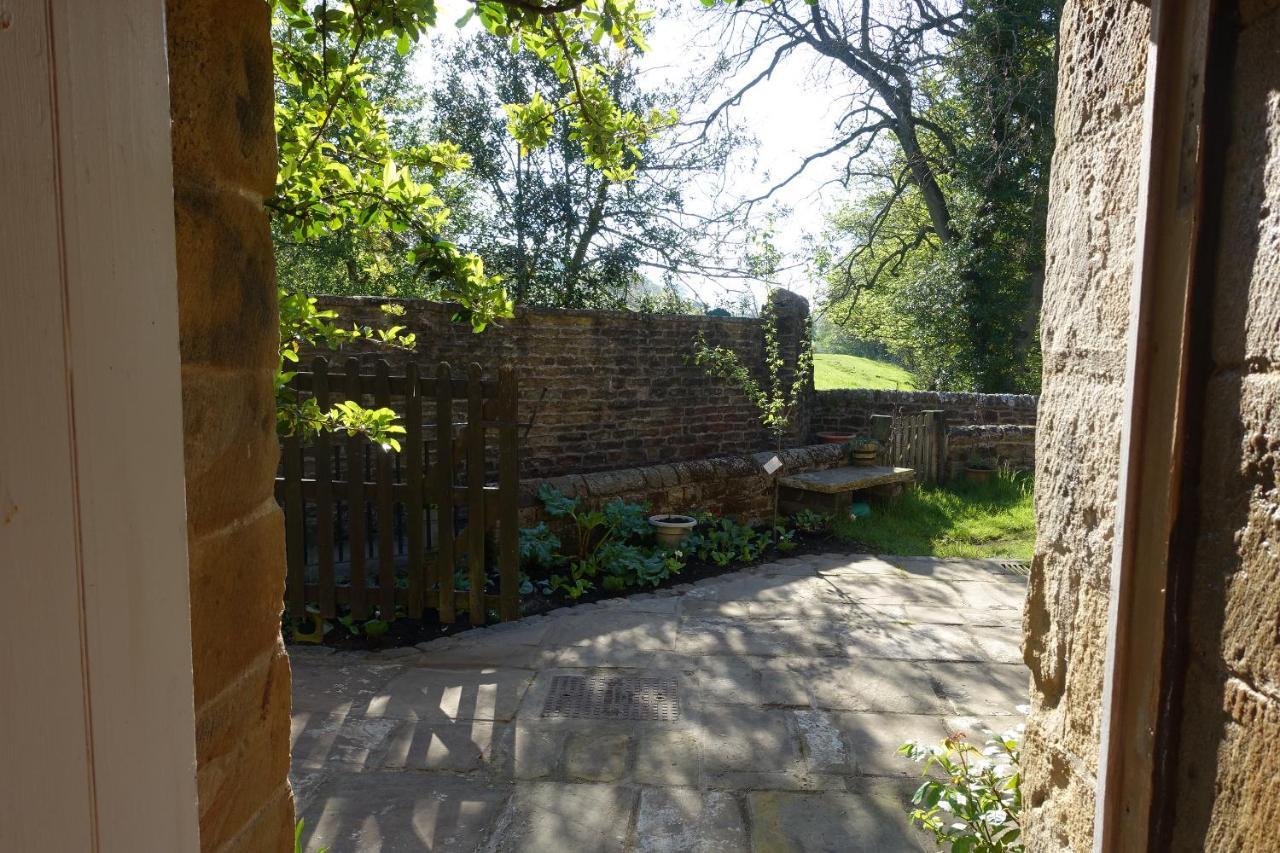 Shed End, In 18Th Century Lothersdale Mill Bd20 8En Екстериор снимка